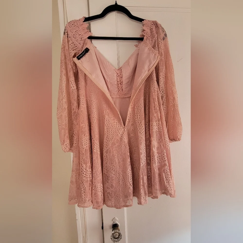 NWOT Mini Lace Dress